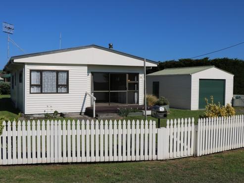 12 Thomas Place, Foxton Beach