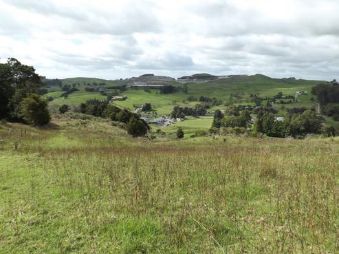131 Valley View Road, Otaika
