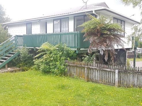 22 Crystal Place, Pukehangi
