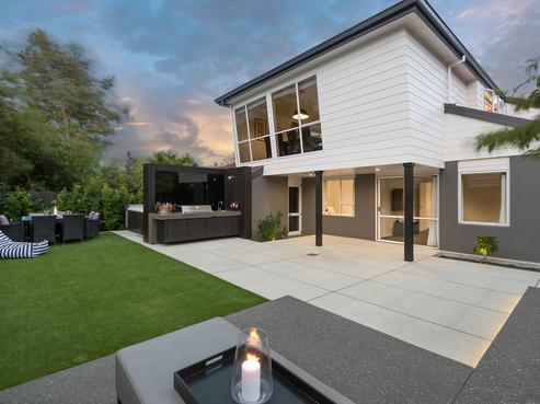 2/14 Bay View Road, Moncks Bay