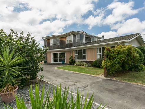 13 Kent Terrace, Taradale