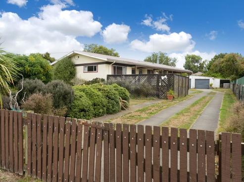 7 Russell Street, Otane