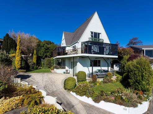 217 Larnach Road, Waverley