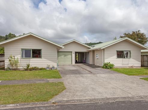136 Sharyn Place, Whangamata
