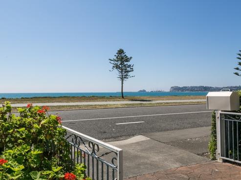 87 The Esplanade, Westshore