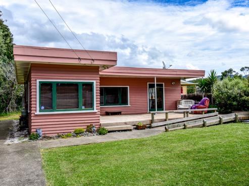 54 Howard Road, Orere Point