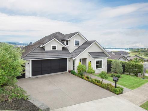 24 Laura Jane Drive, Silverdale
