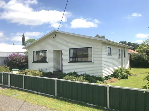 4 Carrington Street, Inglewood