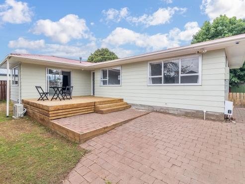 27A Sheridan Crescent, Trentham