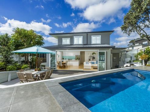 32 Masterton Road, Rothesay Bay