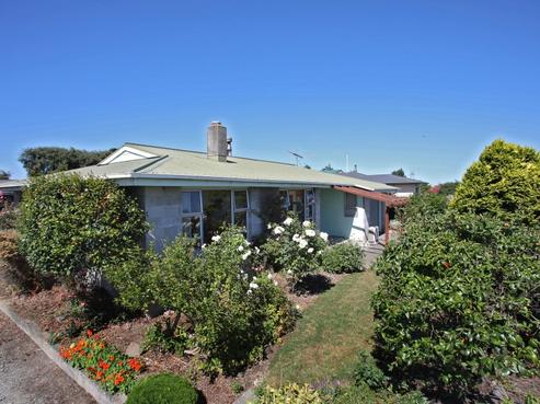 12A Conway Crescent, Glengarry