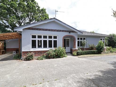 95 Avenal Street, Avenal
