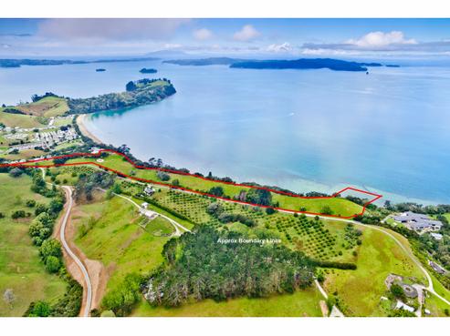 12 Jackson Crescent, Mahurangi East