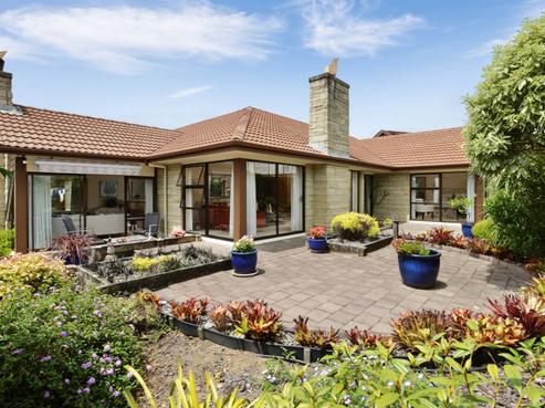 14 Oliver Road, Eastern Beach