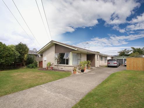 6 Pedlar Street, Mangakakahi