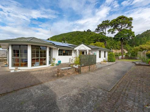 13 Black Beech Street, Birchville