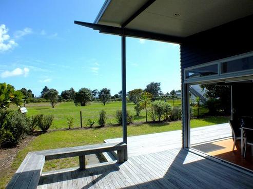 163 The Fairway, Matarangi