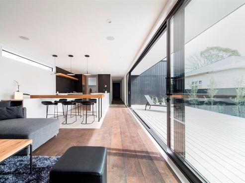 94 Hills Road, Edgeware