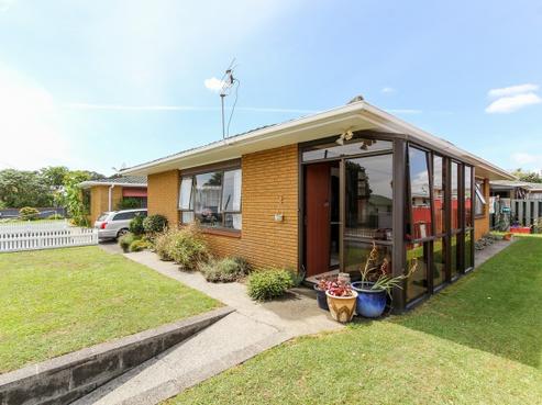 2/6 Holsworthy Road, Lower Vogeltown