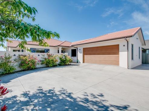 16 Pania Place, Poraiti
