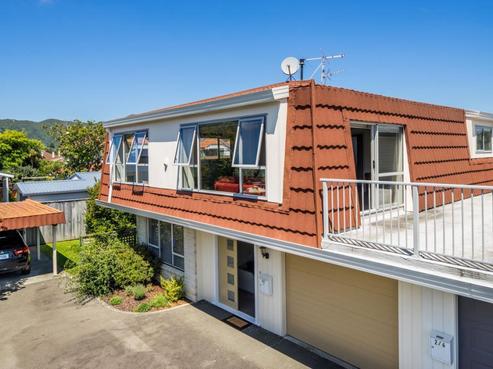 3/6 Cornwall Street, Central Hutt