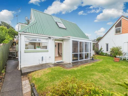 4/53 Vauxhall Road, Devonport