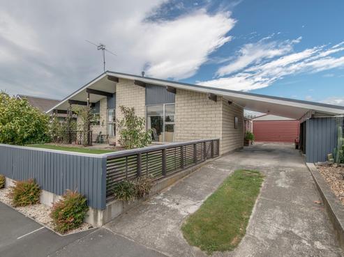 2 Banks Place, Rangiora