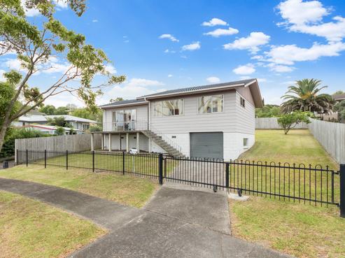 18 Saint Catherine Crescent, West Harbour