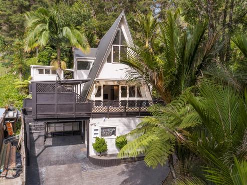 14 Mahoe Road, Titirangi
