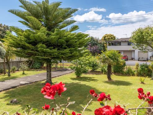 51 Second View Avenue, Beachlands