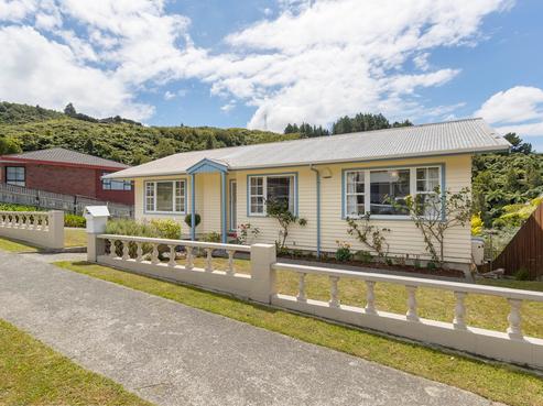124 Tirohanga Road, Tirohanga