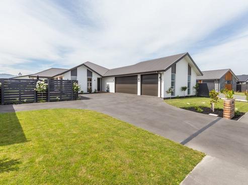 37 Bronco Drive, Aidanfield