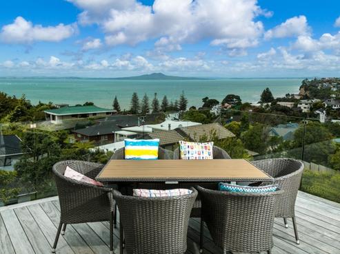 847 Beach Road, Browns Bay