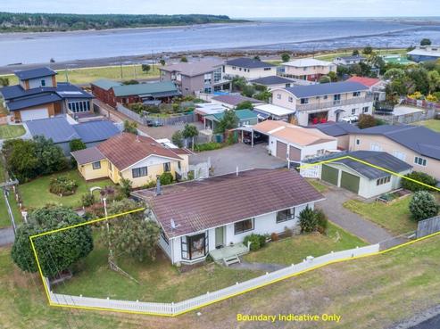 44 Shortt Street, Foxton Beach