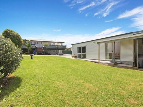 35 Luckens Road, West Harbour
