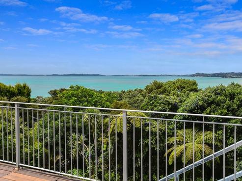 25 Old North Road, Orewa
