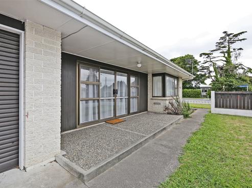 610 Southampton Street West, Saint Leonards