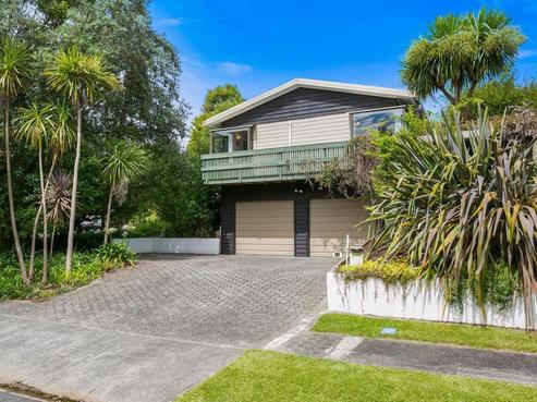 11 Marlowe Drive, Leamington