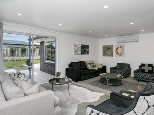 6 Barbary Close, Wharewaka