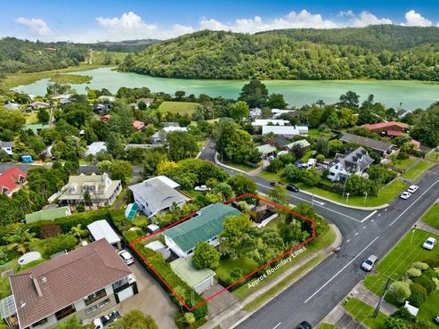 2 Gails Drive, Okura