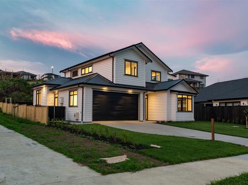 101 Colonial Drive, Silverdale