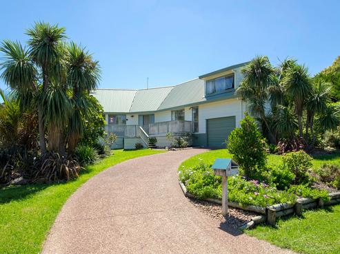 13 Hartley Avenue, Onetangi