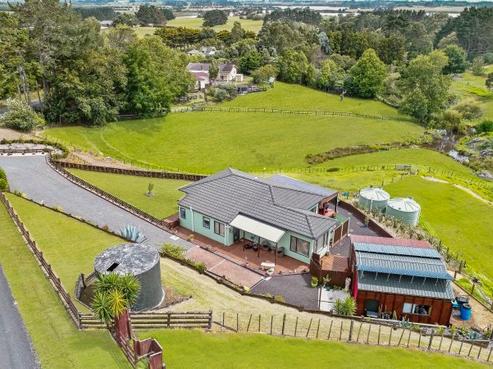 52 Reid Road, Glenbrook