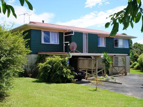 330 One Tree Point Road, One Tree Point