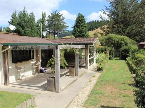 6990 Route 52, Pongaroa