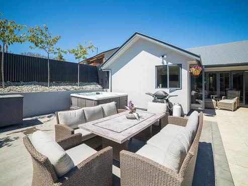 32B Lake Avenue, Frankton