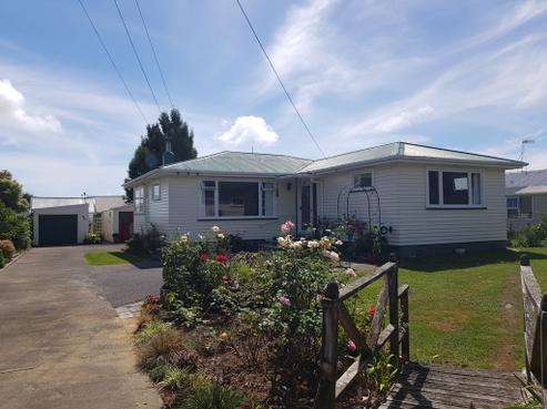 119A Bartholomew Road, Levin