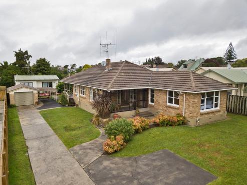 73 Storey Avenue, Forest Lake