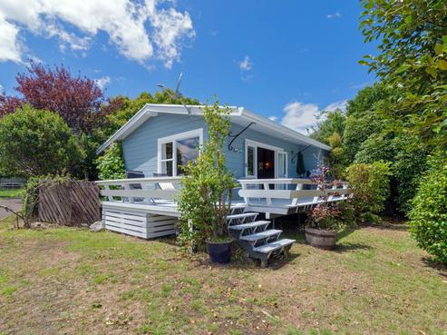 31 Marina Terrace, Kinloch