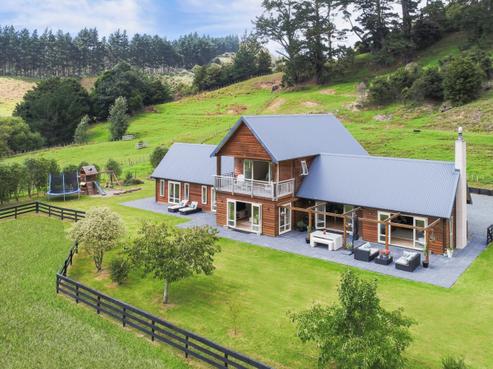 305 Ahuroa Road, Puhoi